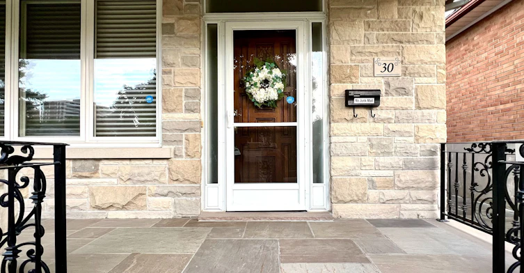 30 Lemonwood Drive, Toronto, ON, M9A 4L5 - 5