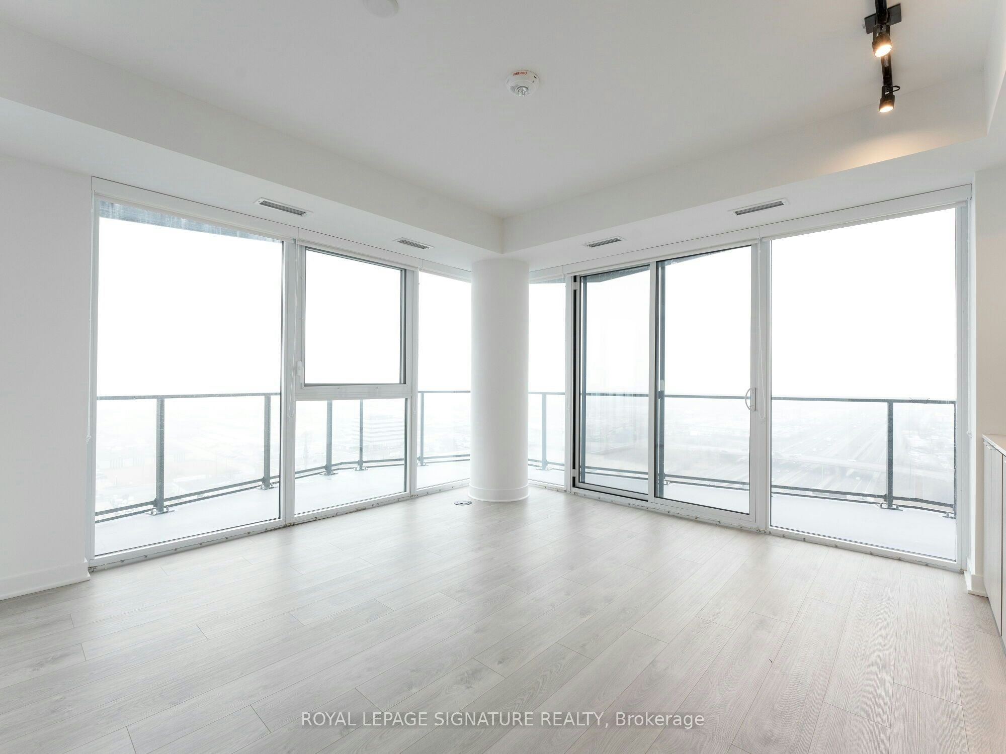 1909-36 Zorra Street, Toronto, ON, M8Z 0G5 - 12