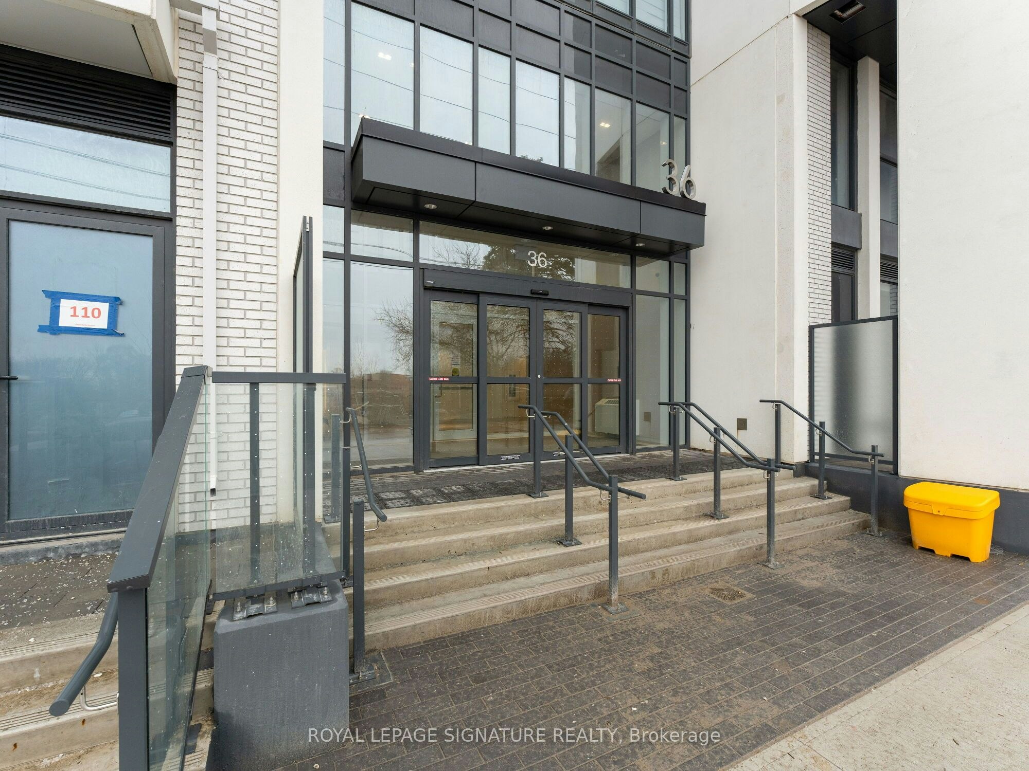 1909-36 Zorra Street, Toronto, ON, M8Z 0G5 - 3