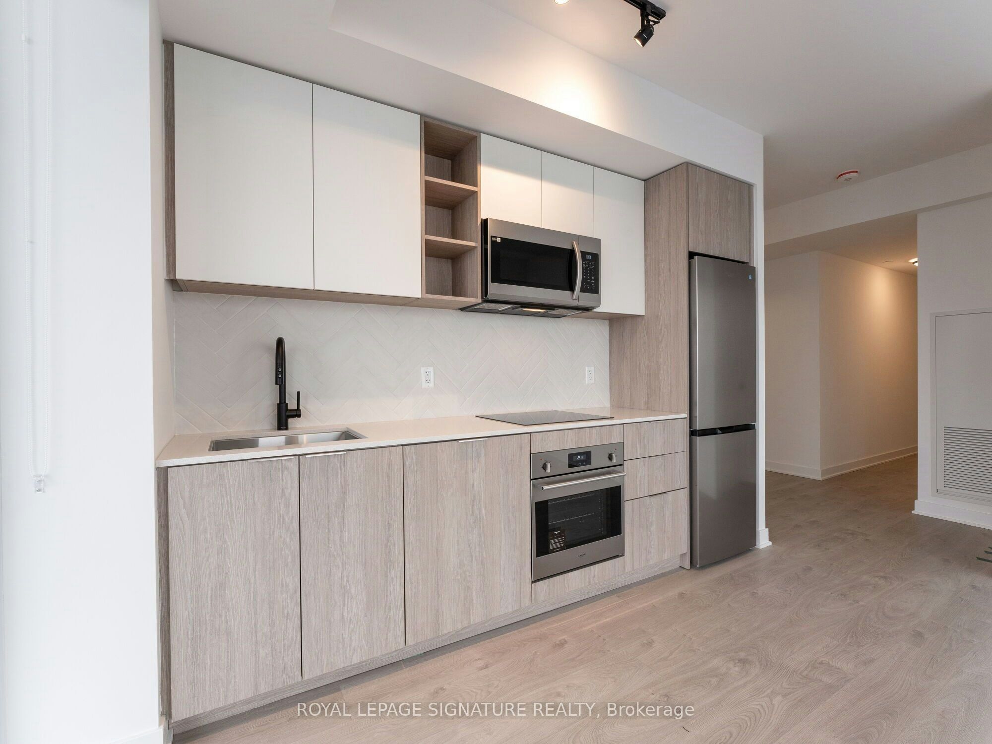 1909-36 Zorra Street, Toronto, ON, M8Z 0G5 - 18