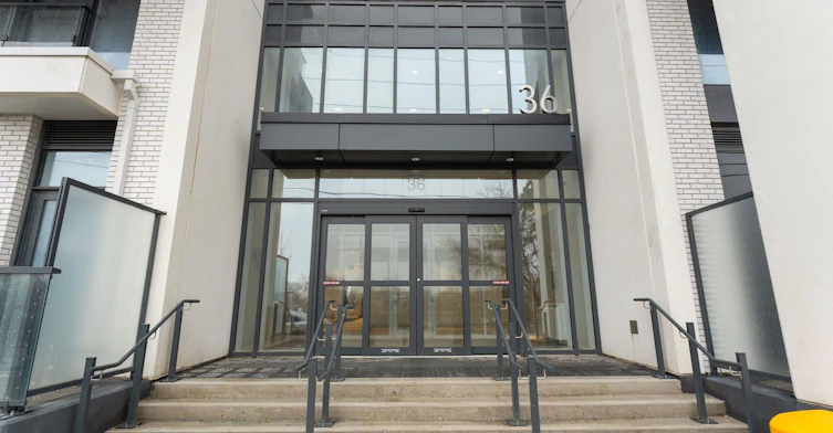1909-36 Zorra Street, Toronto, ON, M8Z 0G5 - 4