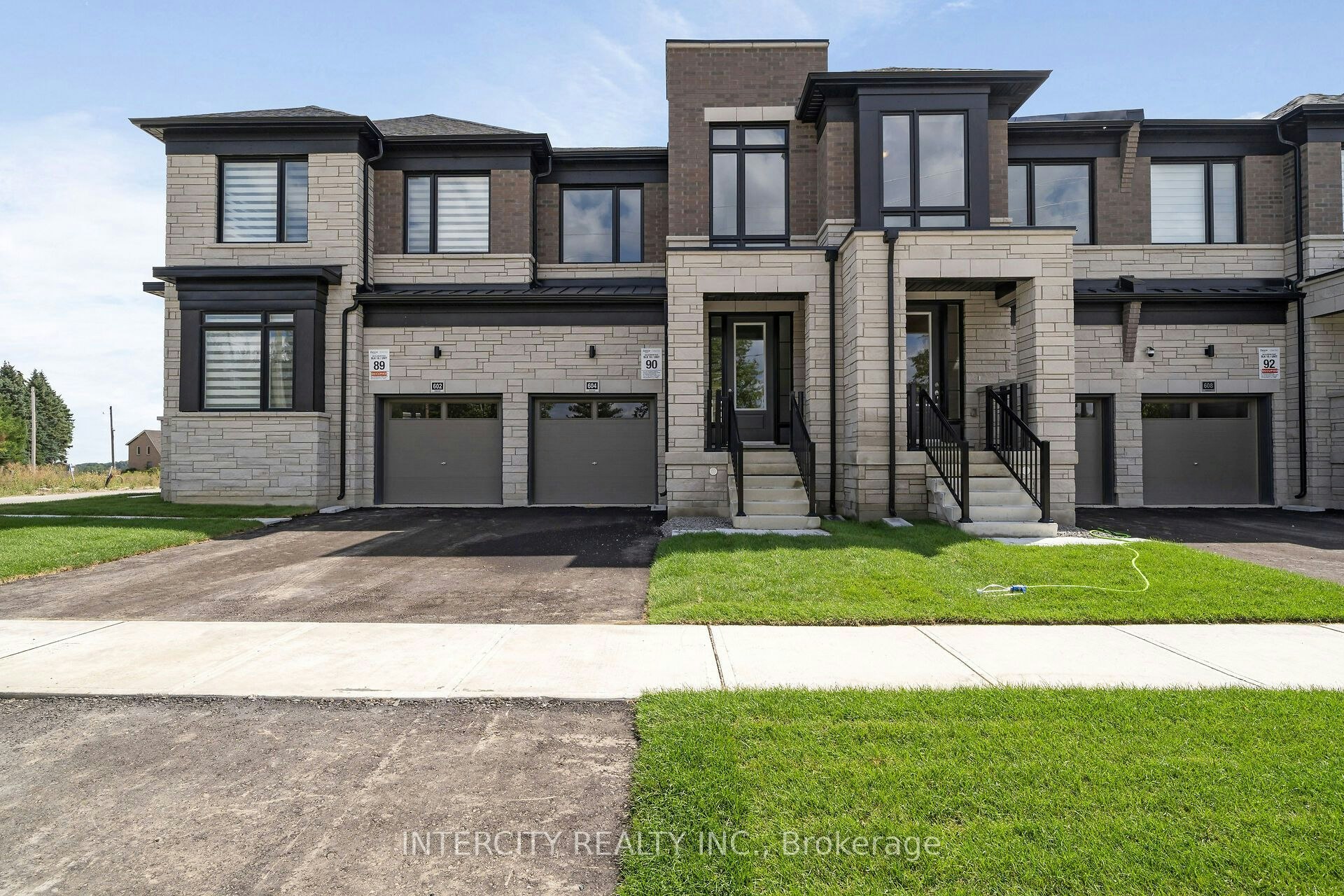 18-90-604 Glasgow Road, Caledon, ON, L7E 4N1