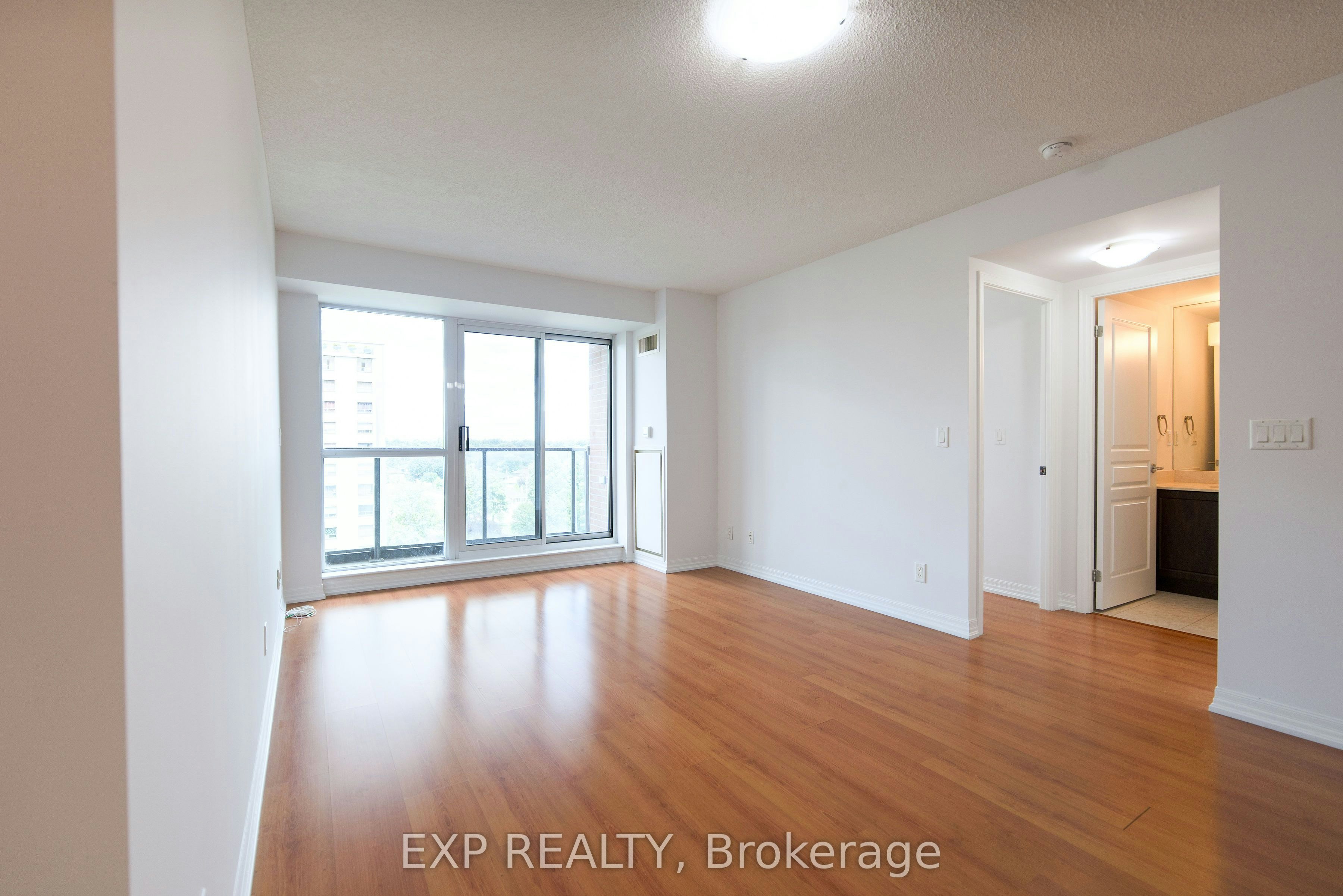 909-1403 Royal York Road, Toronto, ON, M9P 0A1 - 8
