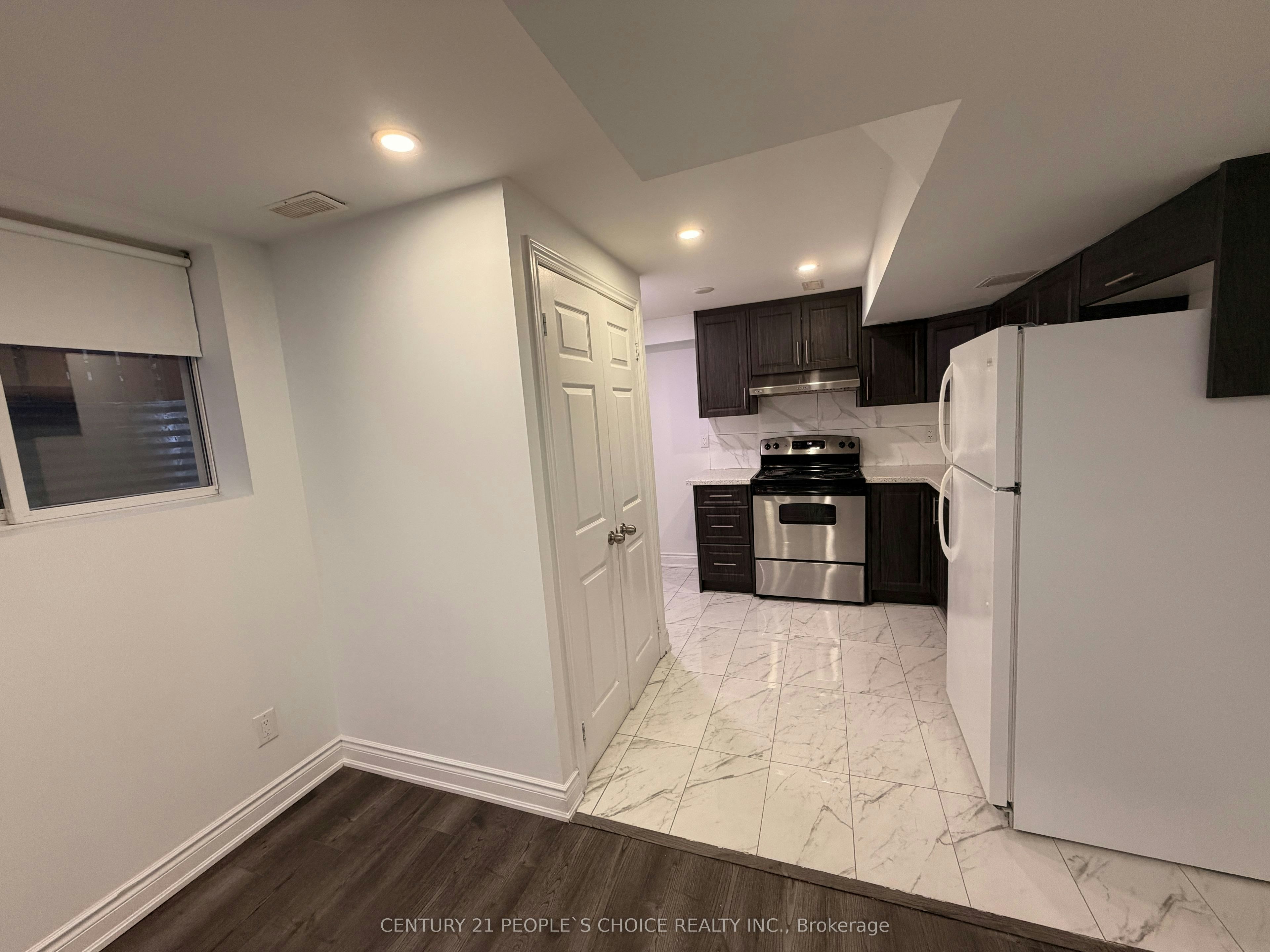 Unit 2, Basement-36 Allangrove Drive, Brampton, ON, L7A 2M3 - 5