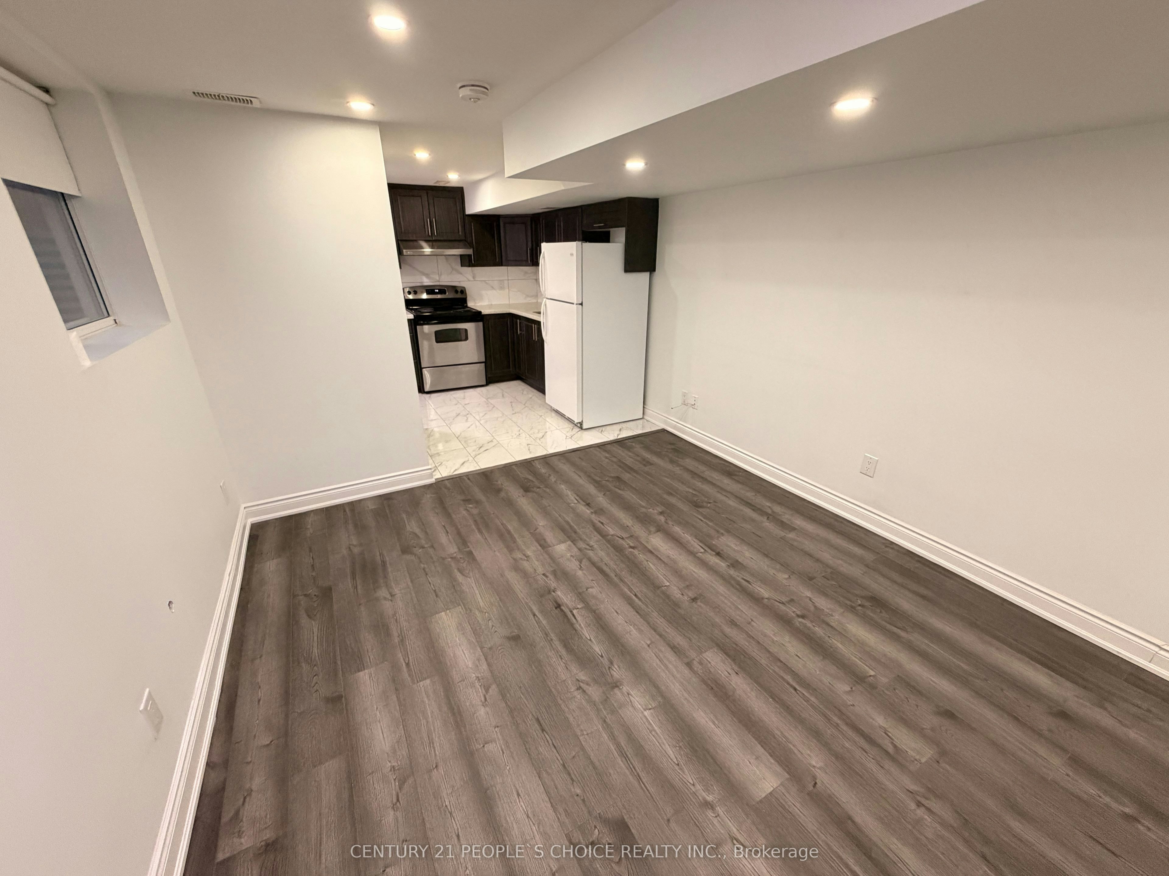 Unit 2, Basement-36 Allangrove Drive, Brampton, ON, L7A 2M3 - 4