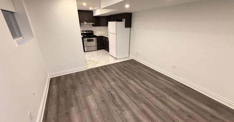 Unit 2, Basement-36 Allangrove Drive, Brampton, ON, L7A 2M3 - 4
