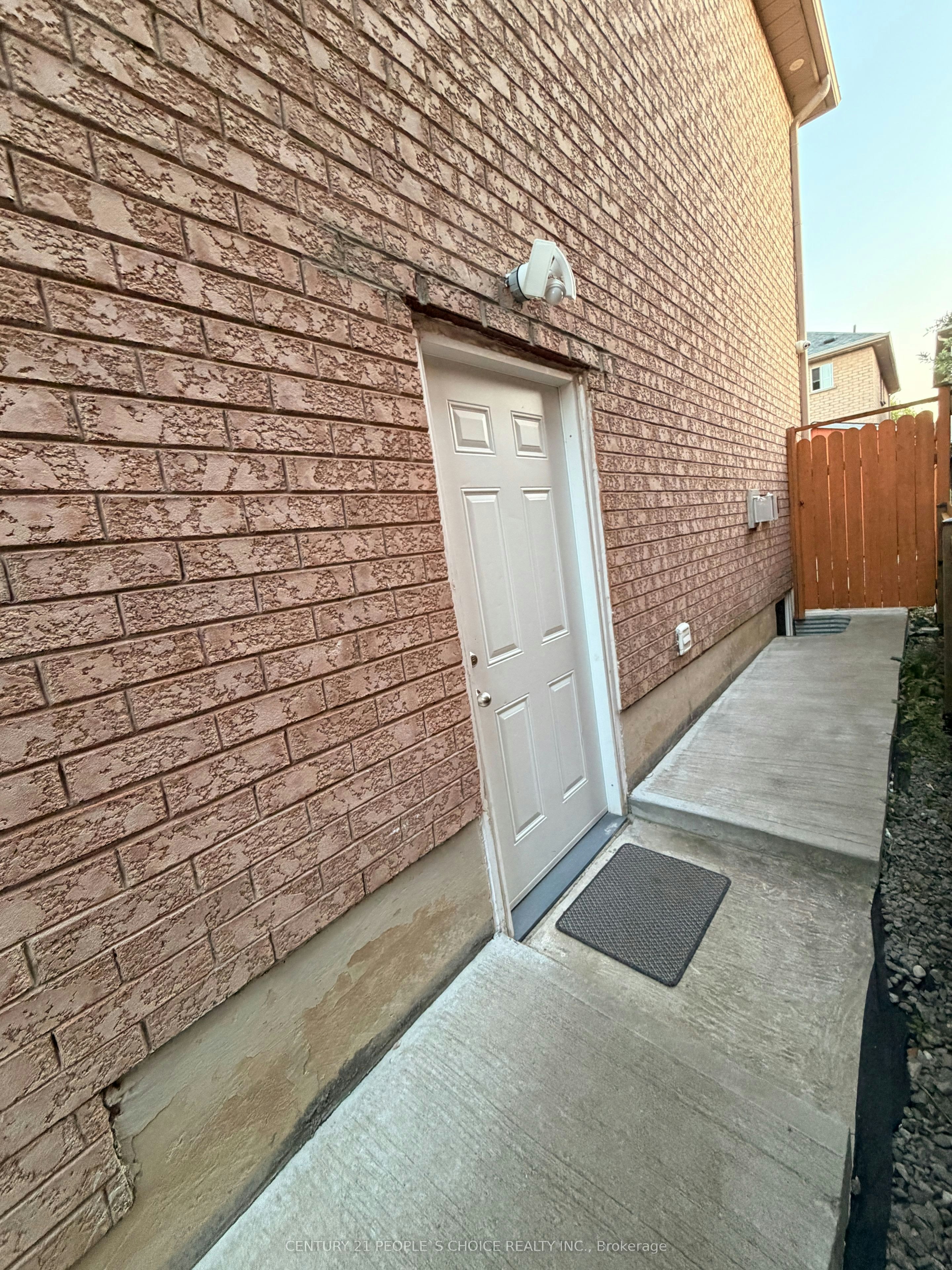 Unit 2, Basement-36 Allangrove Drive, Brampton, ON, L7A 2M3 - 2