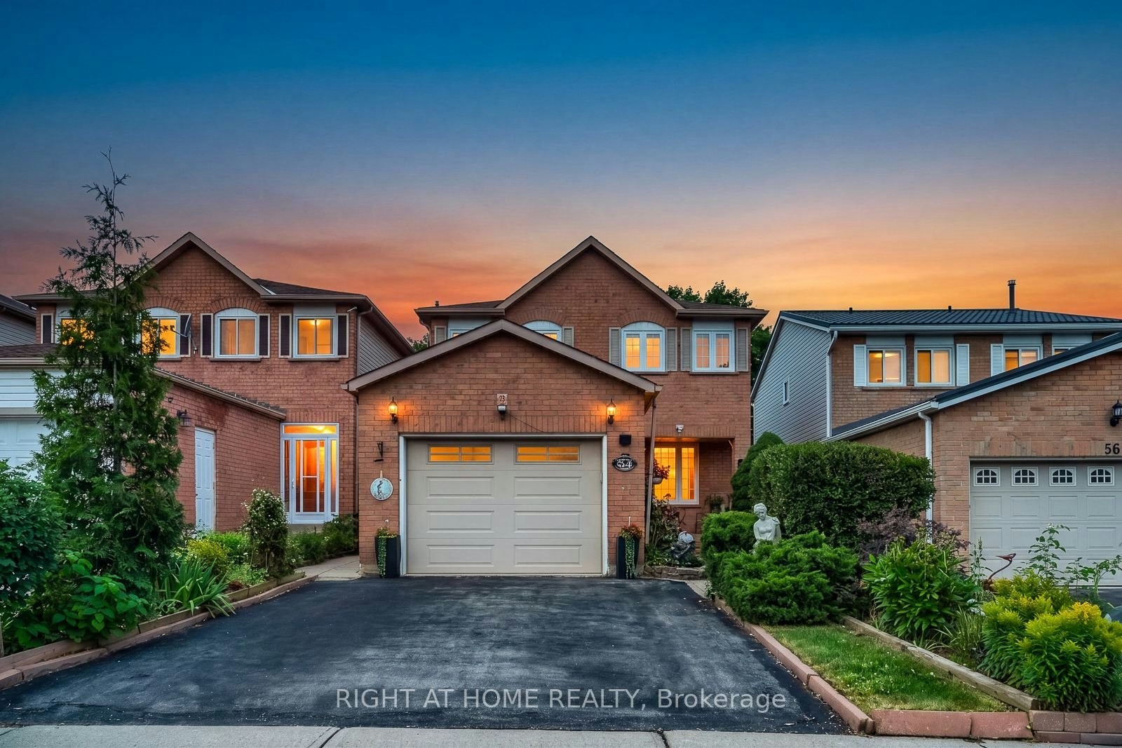 54 Niagara Place, Brampton, ON, L6S 4Y8