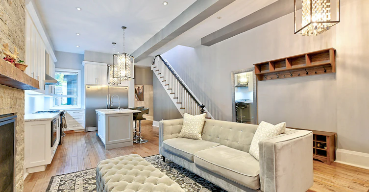 B-48 Lansdowne Avenue, Toronto, ON, M6K 2V8