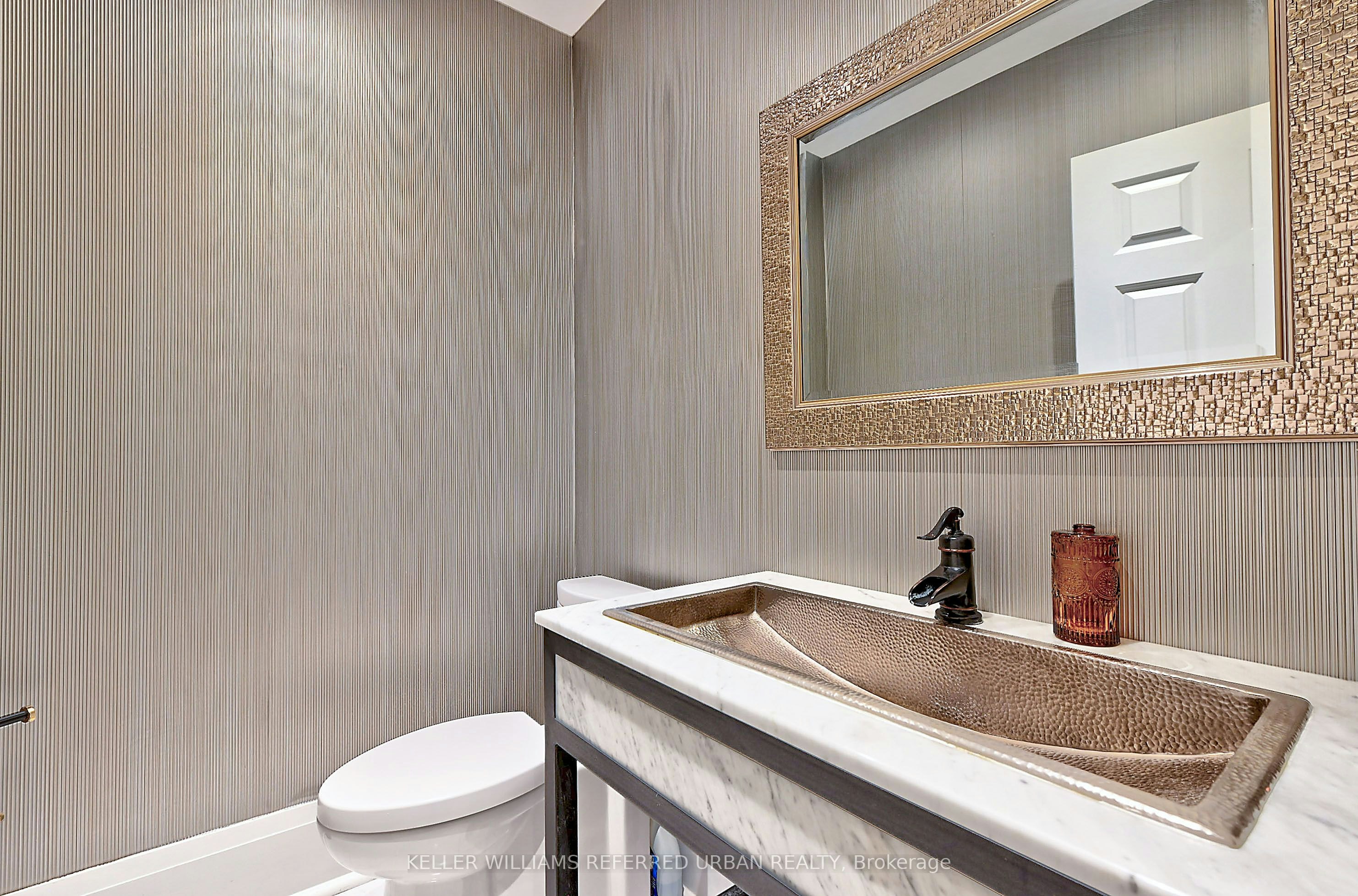 B-48 Lansdowne Avenue, Toronto, ON, M6K 2V8 - 12