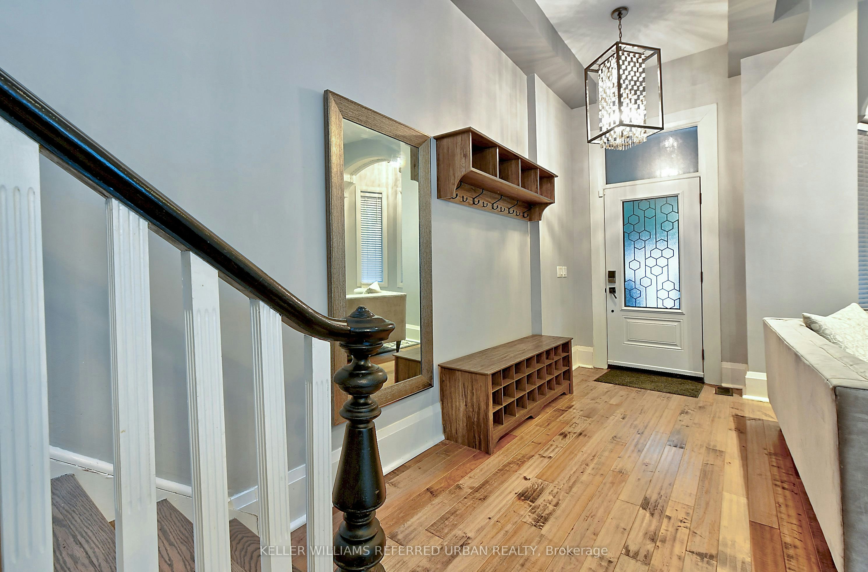 B-48 Lansdowne Avenue, Toronto, ON, M6K 2V8 - 2
