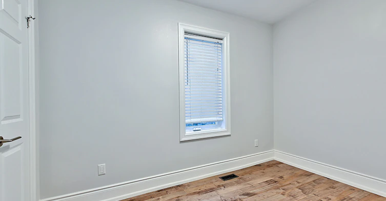 B-48 Lansdowne Avenue, Toronto, ON, M6K 2V8 - 13