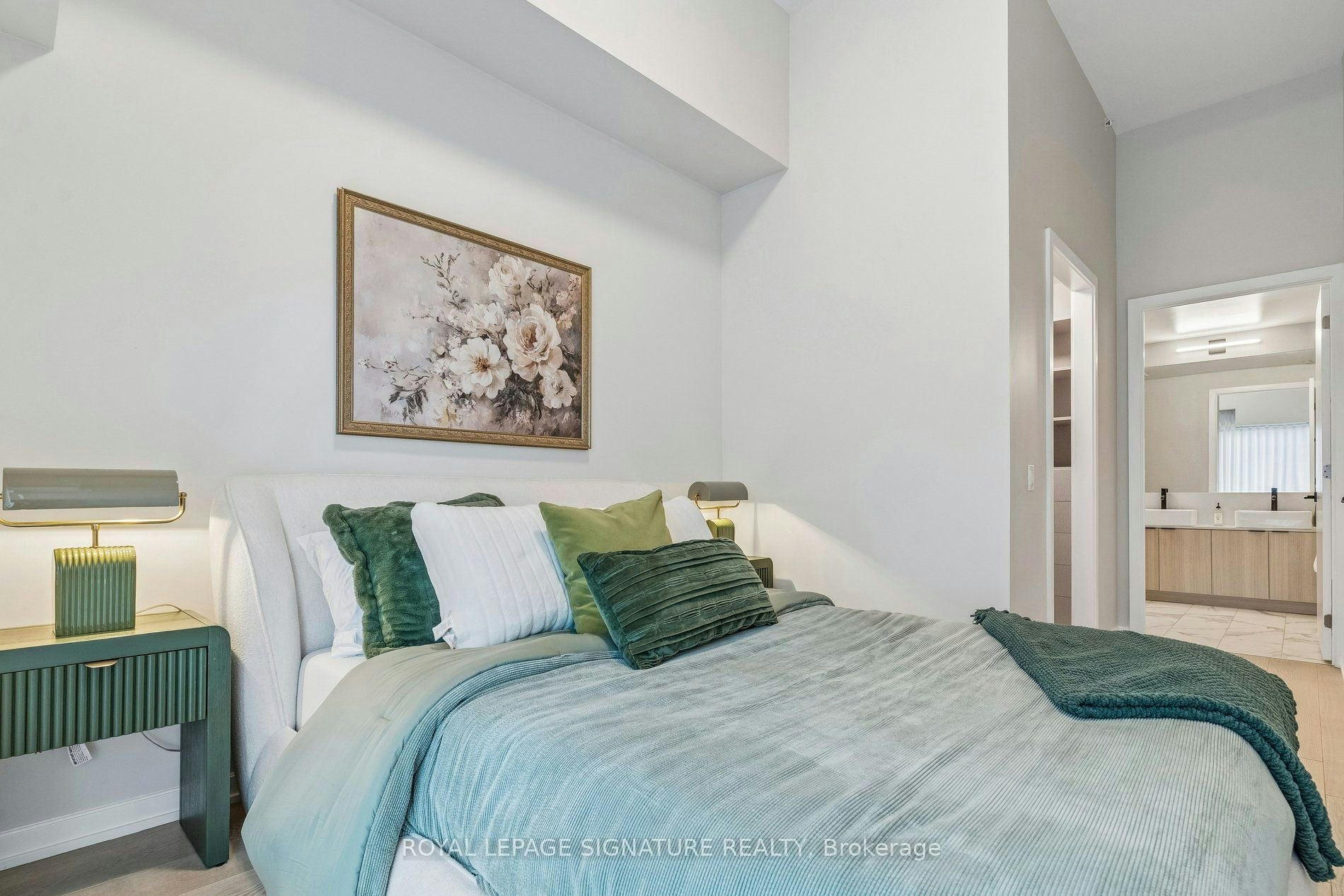 702-10 Graphophone Grove, Toronto, ON, M6H 0E5 - 21