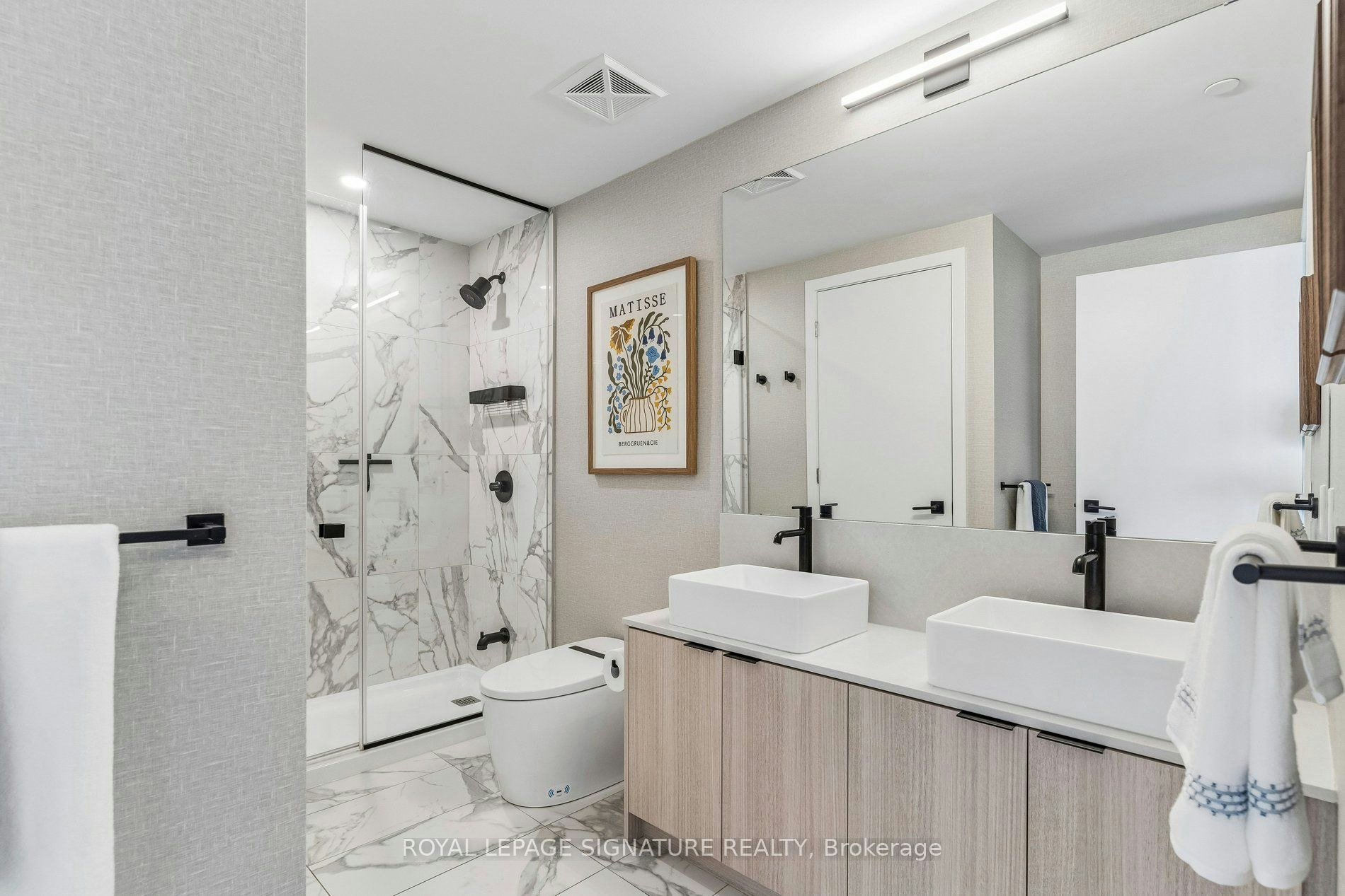 702-10 Graphophone Grove, Toronto, ON, M6H 0E5 - 18