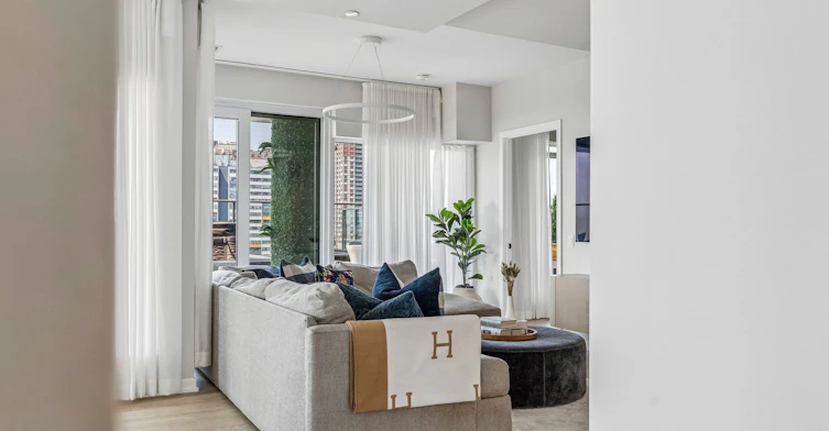 702-10 Graphophone Grove, Toronto, ON, M6H 0E5 - 2