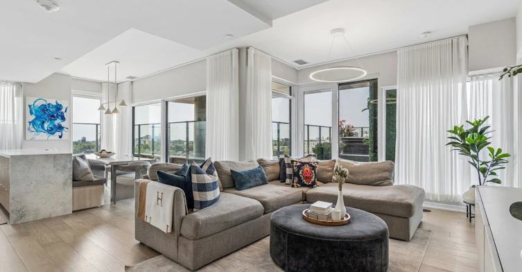 702-10 Graphophone Grove, Toronto, ON, M6H 0E5