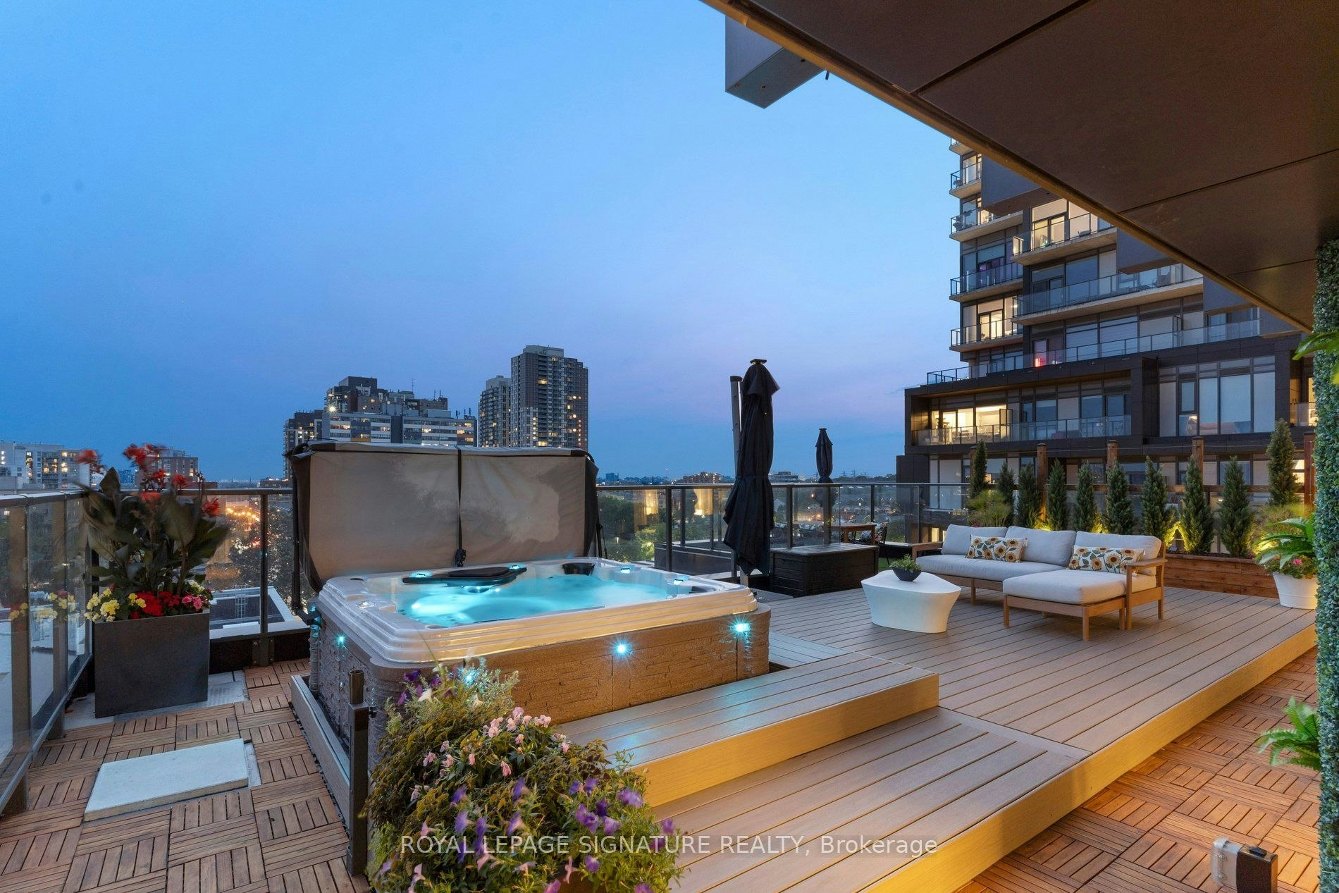 702-10 Graphophone Grove, Toronto, ON, M6H 0E5 - 46