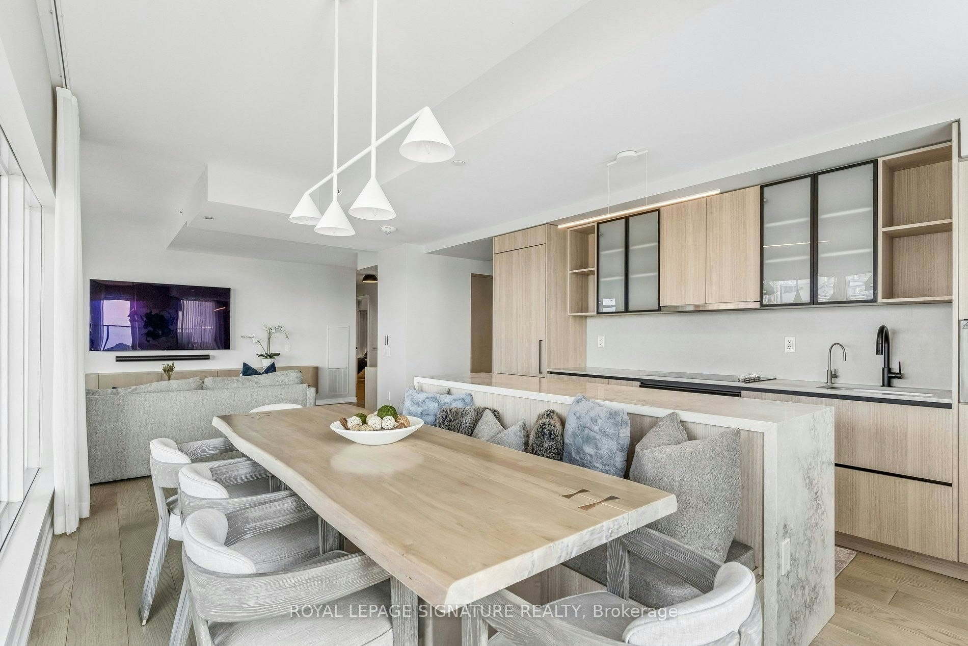 702-10 Graphophone Grove, Toronto, ON, M6H 0E5 - 10