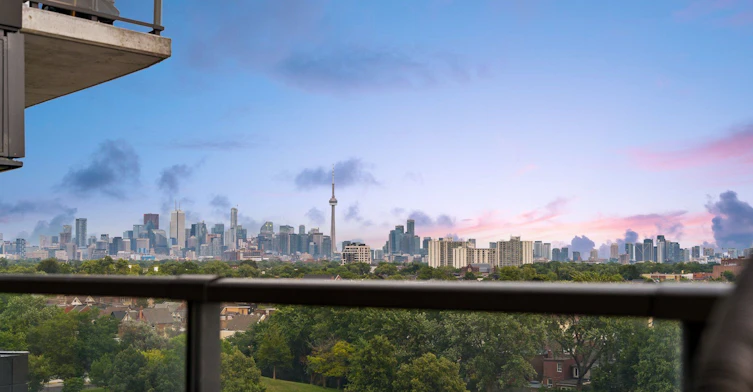 702-10 Graphophone Grove, Toronto, ON, M6H 0E5 - 44