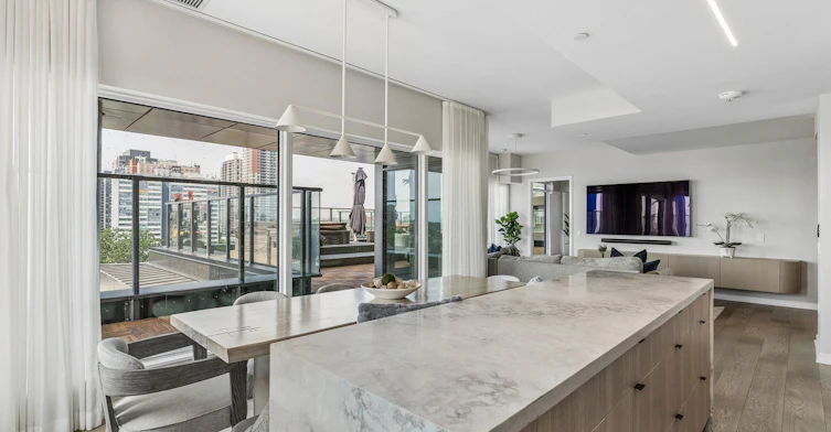 702-10 Graphophone Grove, Toronto, ON, M6H 0E5 - 9