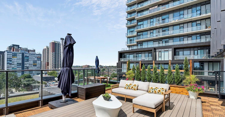 702-10 Graphophone Grove, Toronto, ON, M6H 0E5 - 28