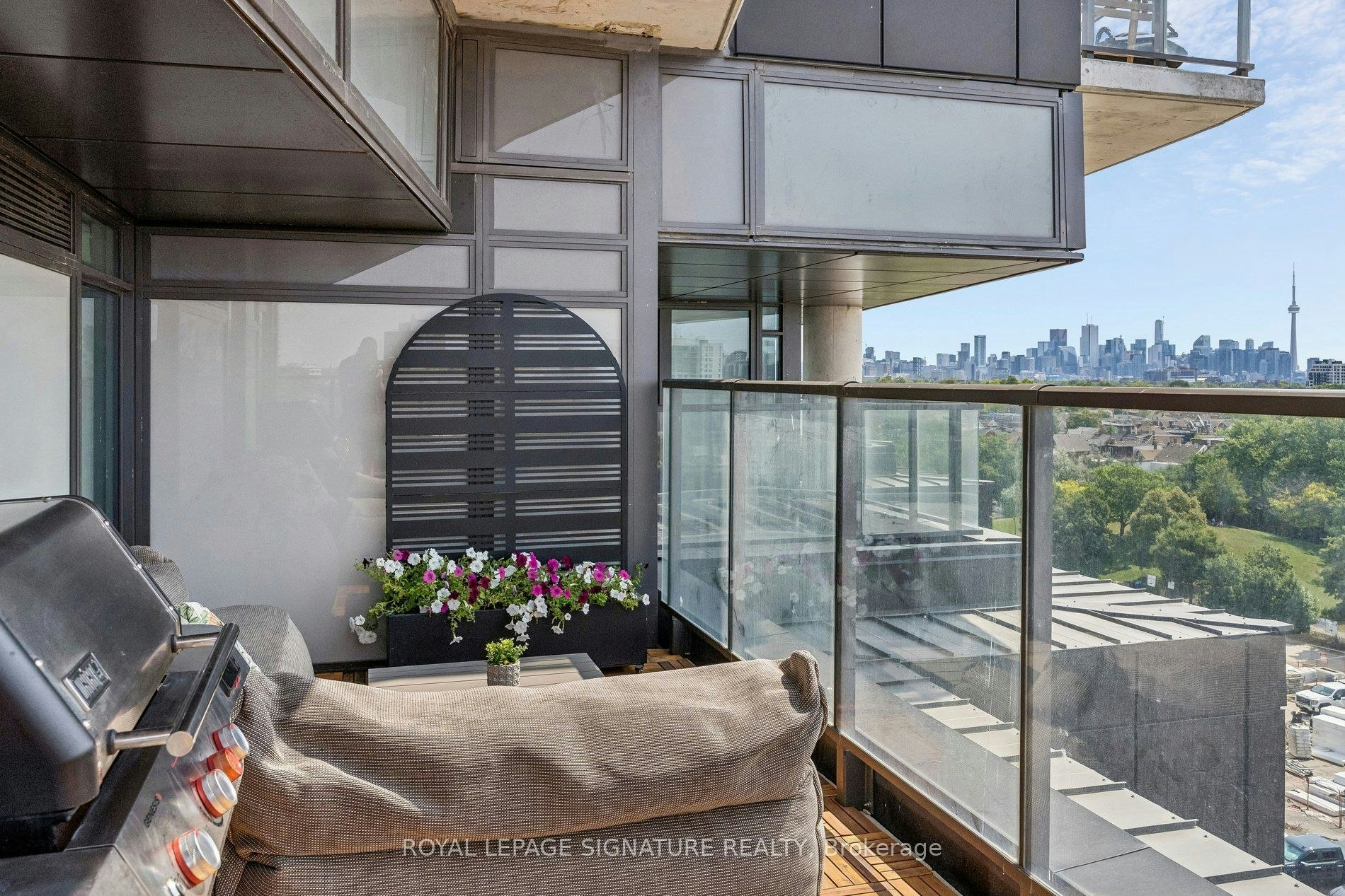 702-10 Graphophone Grove, Toronto, ON, M6H 0E5 - 25