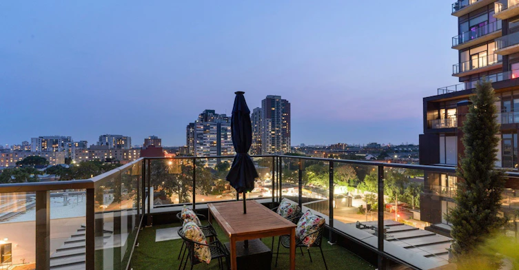702-10 Graphophone Grove, Toronto, ON, M6H 0E5 - 48