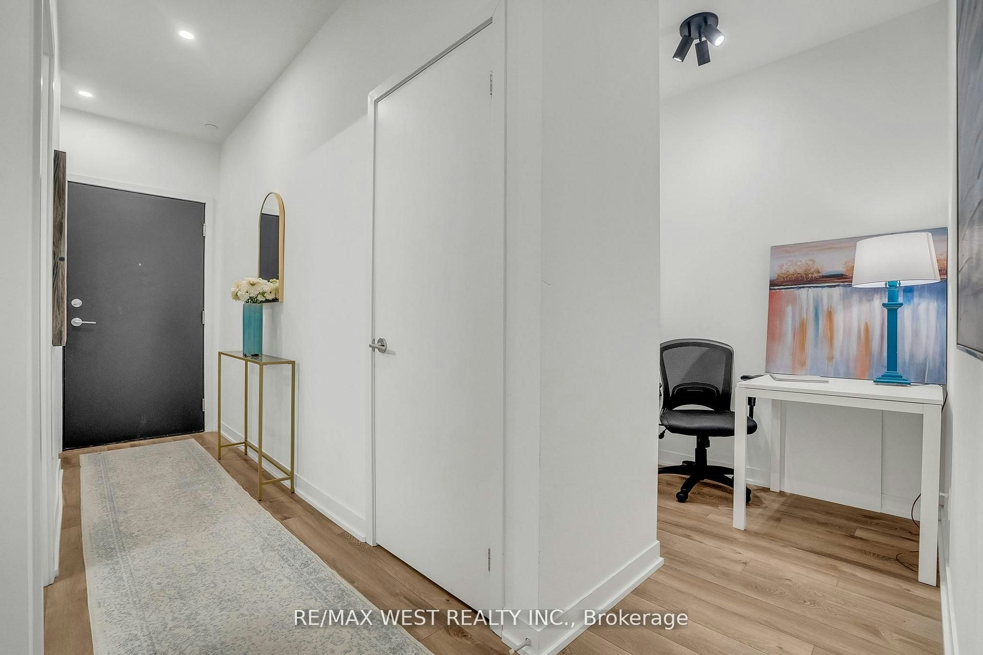 617-1808 St. Clair Avenue W, Toronto, ON, M6N 0C1 - 9