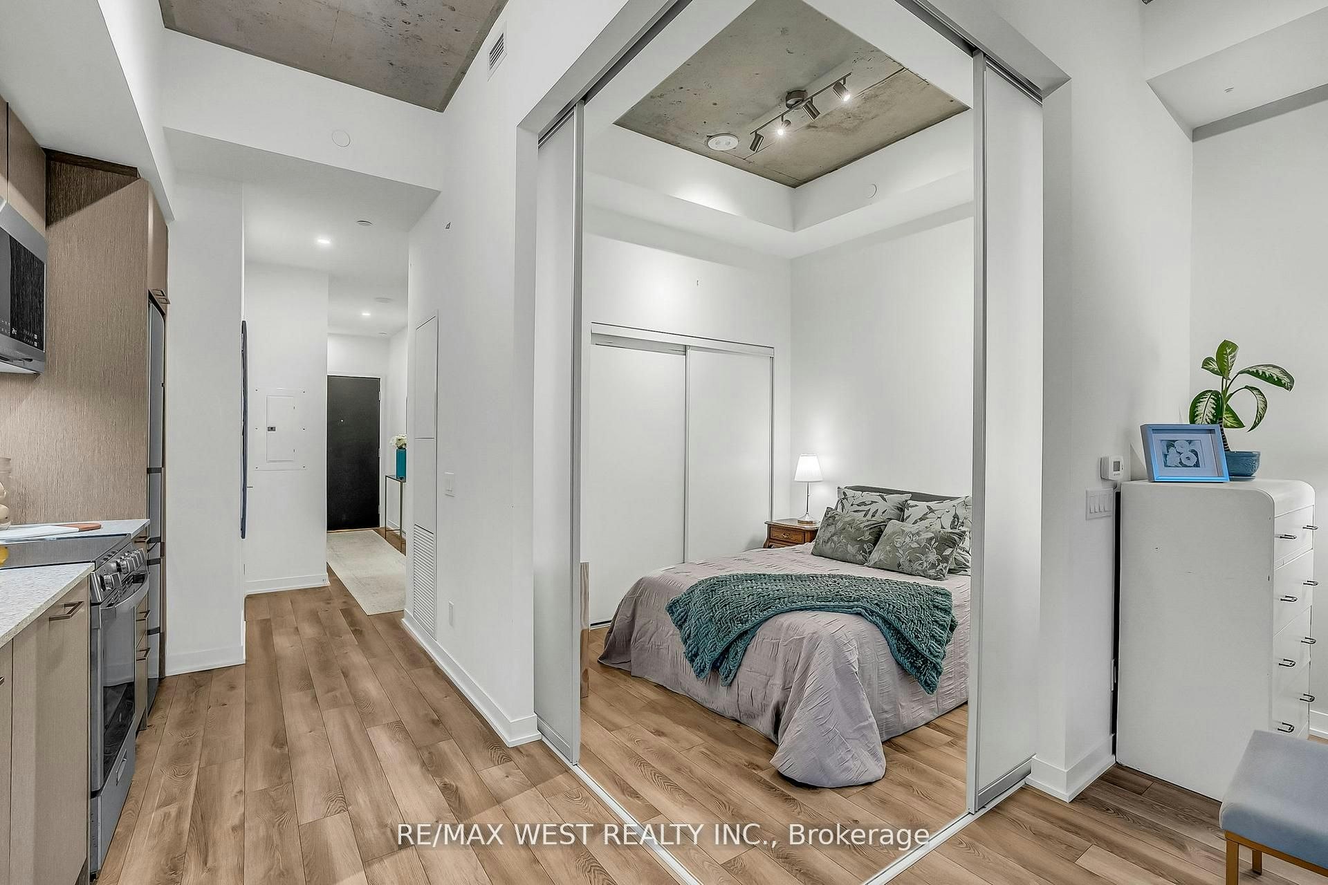617-1808 St. Clair Avenue W, Toronto, ON, M6N 0C1 - 14