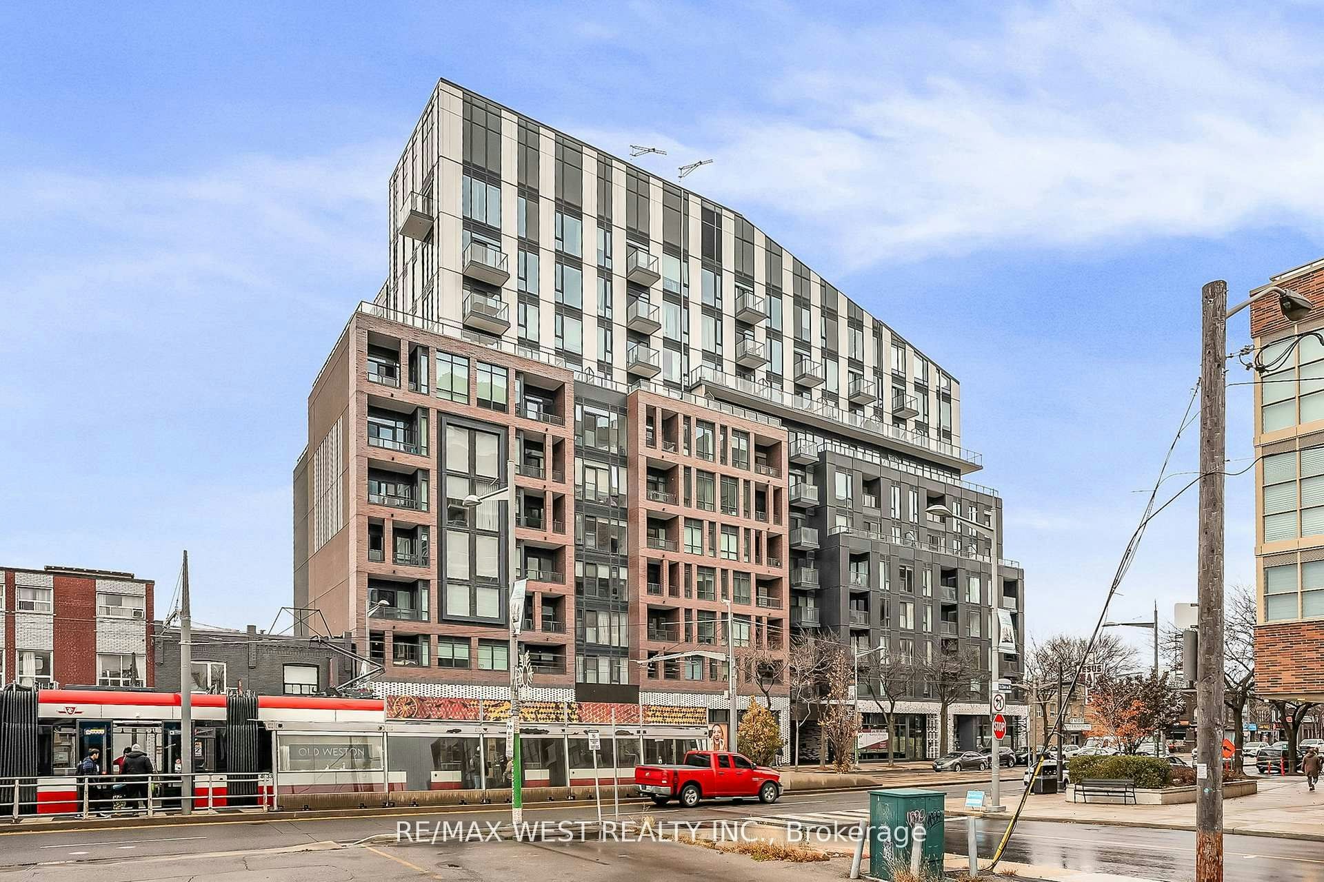 617-1808 St. Clair Avenue W, Toronto, ON, M6N 0C1 - 2