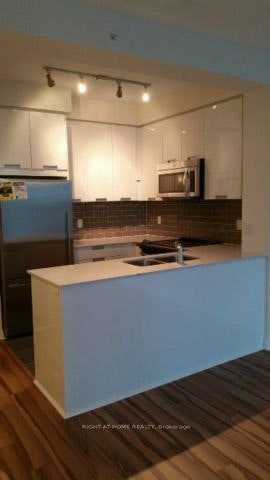 1101-55 Eglinton Avenue W, Mississauga, ON, L5R 0E4