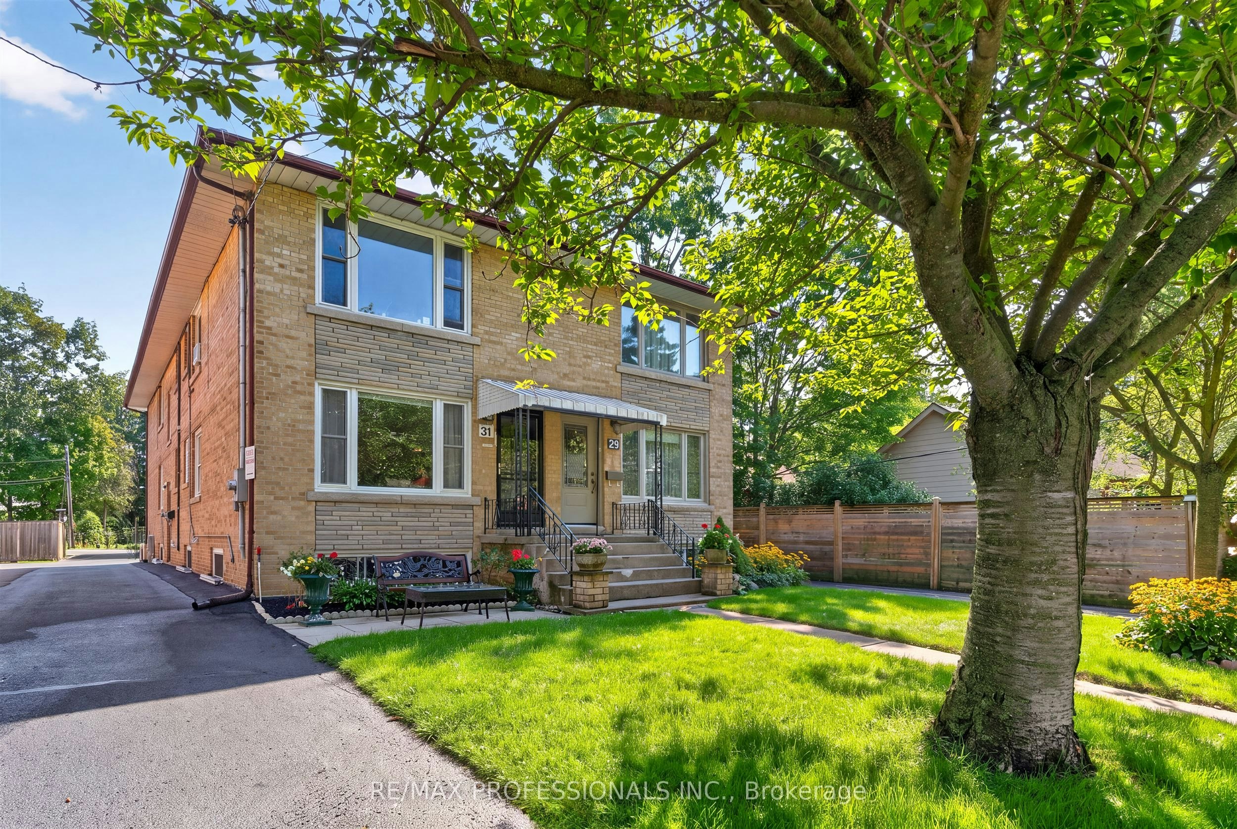31 Long Branch Avenue, Toronto, ON, M8W 3H8