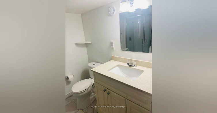 712 Winterton Way, Mississauga, ON, L5R 3H7 - 6