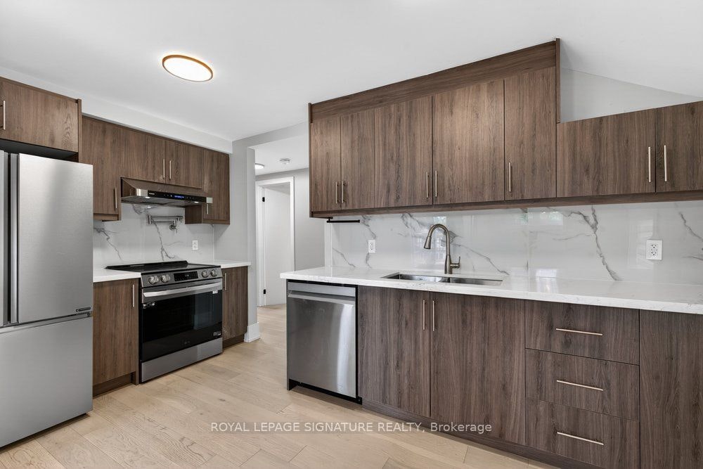 Upper-115 Seventeenth Street, Toronto, ON, M8V 3K5 - 10