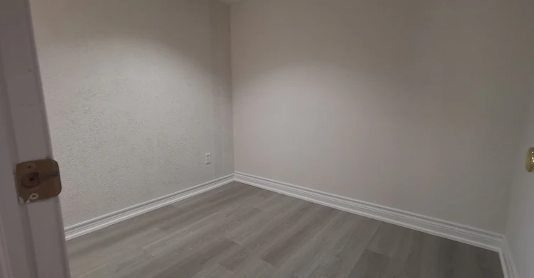Basement-288 Maple Leaf Drive, Toronto, ON, M6L 1P3 - 11
