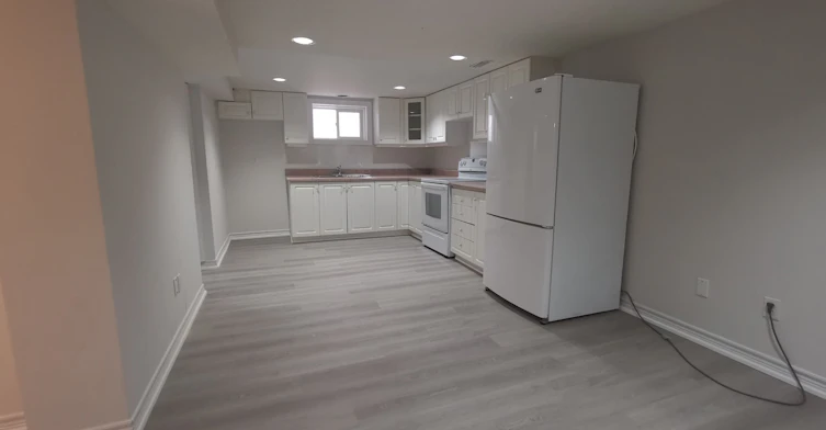 Basement-288 Maple Leaf Drive, Toronto, ON, M6L 1P3 - 6