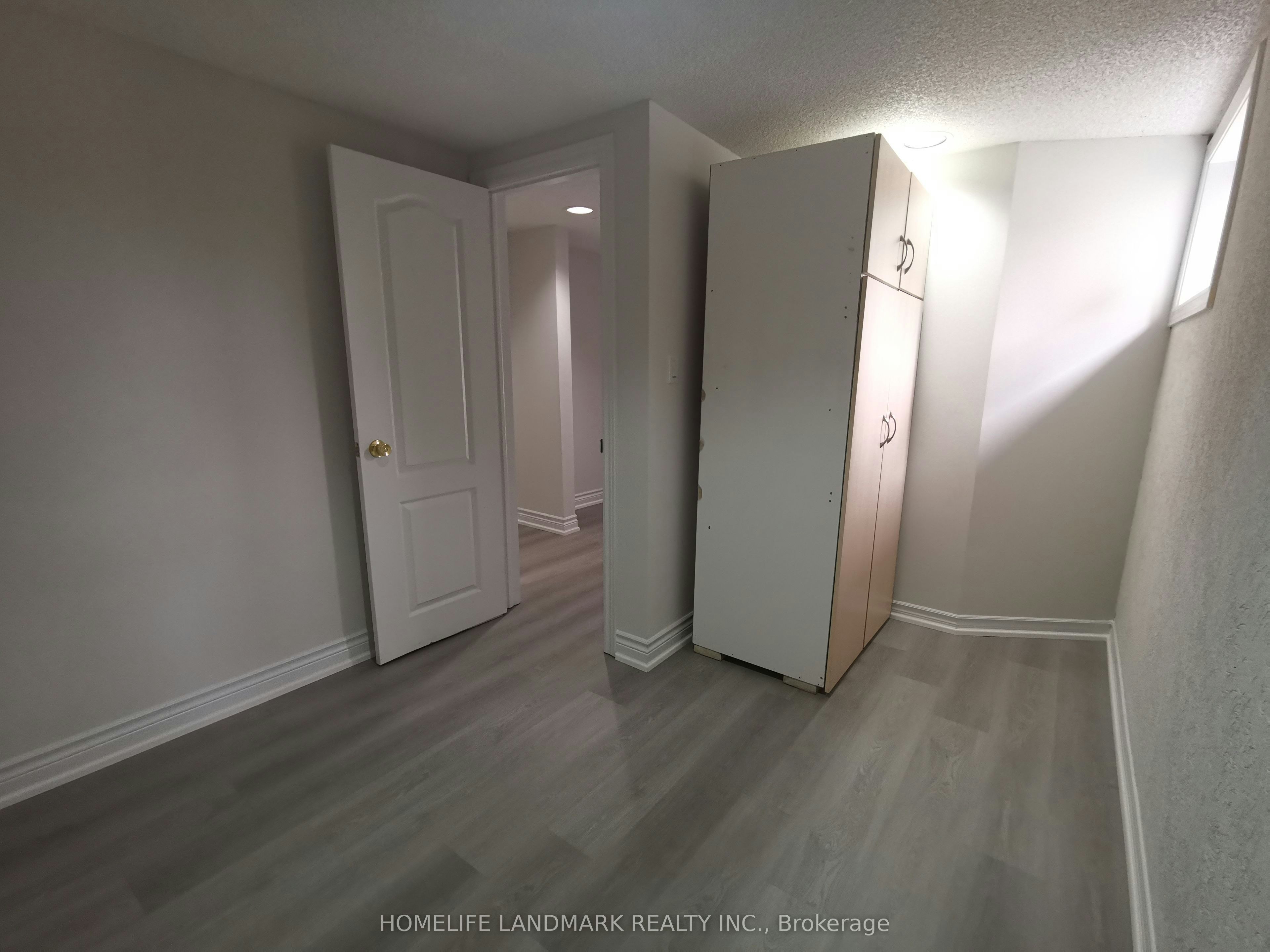 Basement-288 Maple Leaf Drive, Toronto, ON, M6L 1P3 - 12