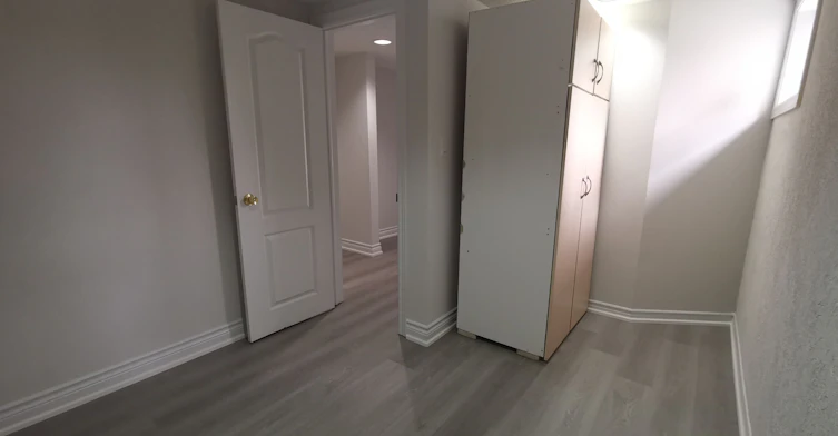 Basement-288 Maple Leaf Drive, Toronto, ON, M6L 1P3 - 12