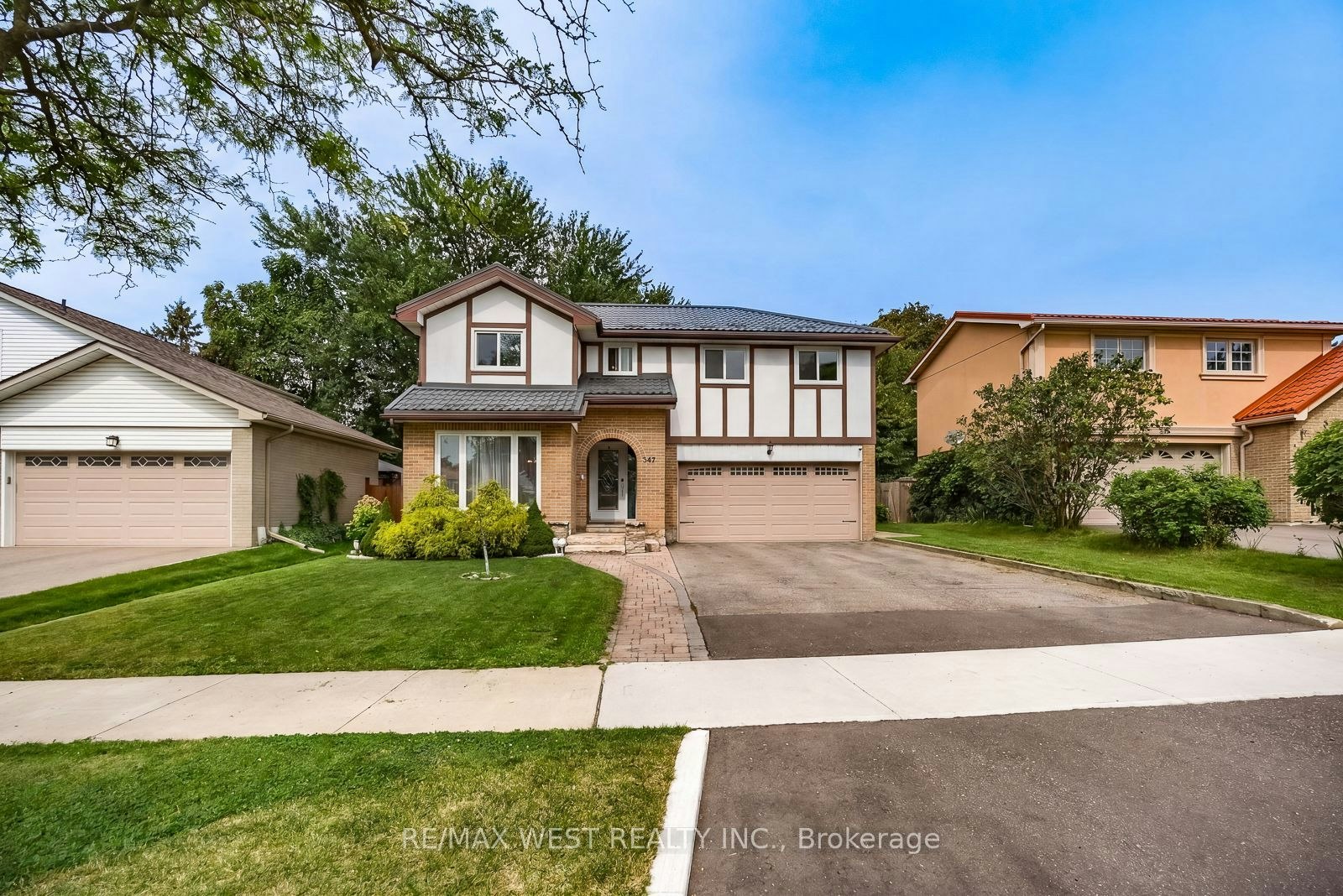 347 Karen Park Crescent, Mississauga, ON, L5A 3C8