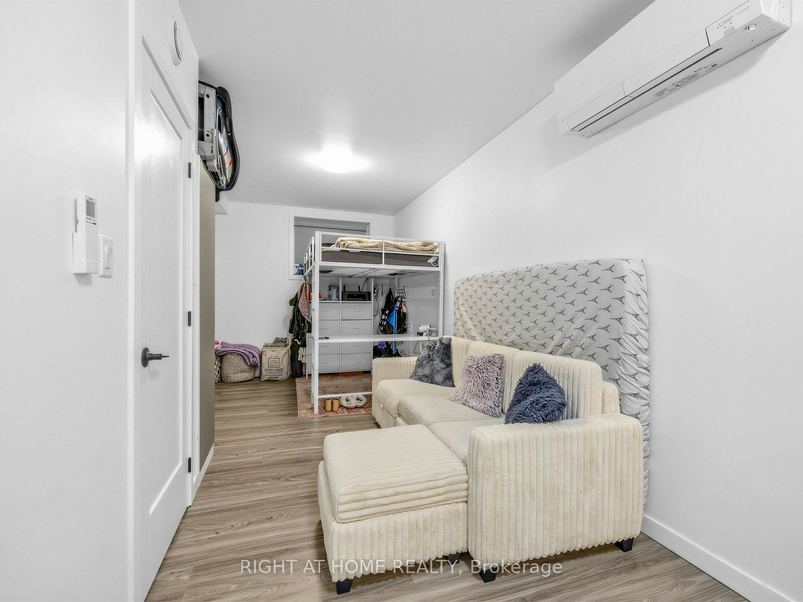 1-148 Glenlake Avenue, Toronto, ON, M6P 1E7 - 13