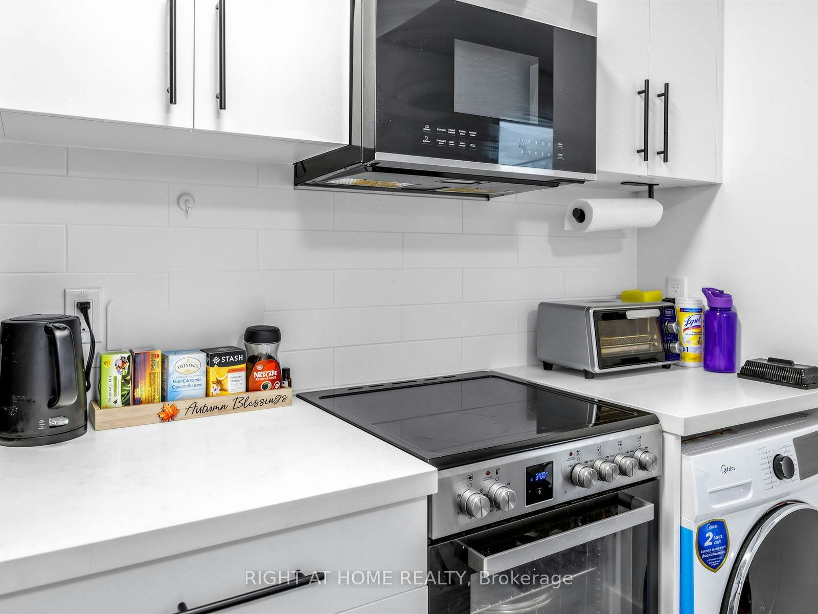 1-148 Glenlake Avenue, Toronto, ON, M6P 1E7 - 7