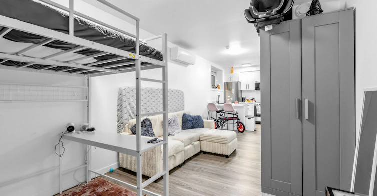 1-148 Glenlake Avenue, Toronto, ON, M6P 1E7 - 20