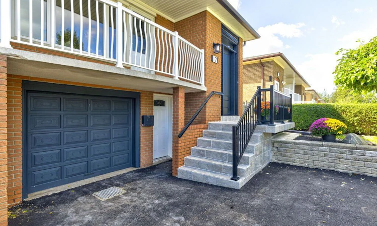 17 Cabana Drive
