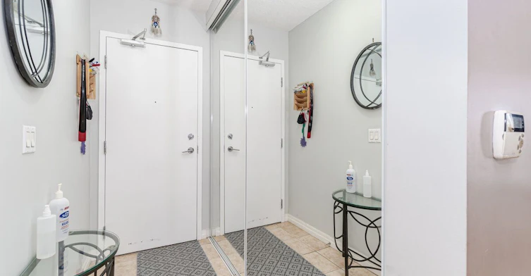 1410-38 Fontenay Court, Toronto, ON, M9A 5H5 - 3