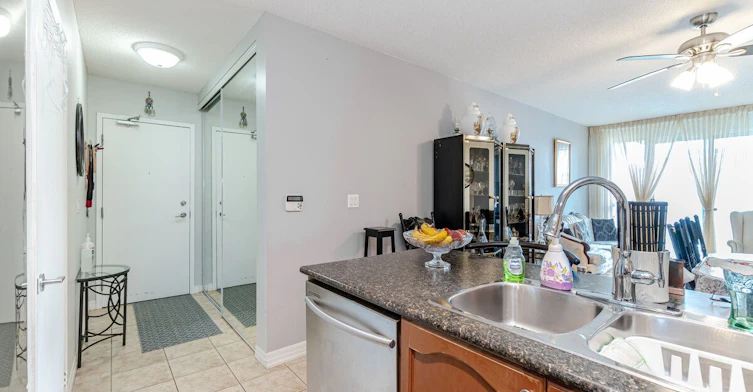 1410-38 Fontenay Court, Toronto, ON, M9A 5H5 - 9