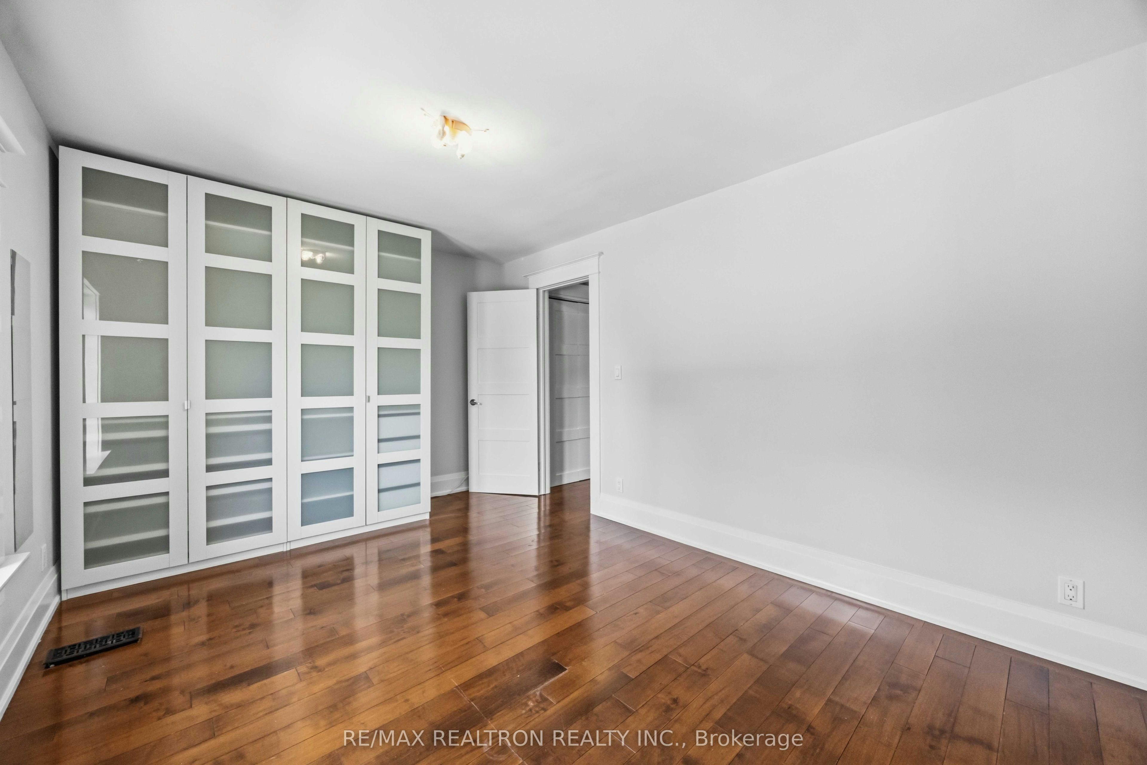 640 Runnymede Road, Toronto, ON, M6S 3A2 - 17