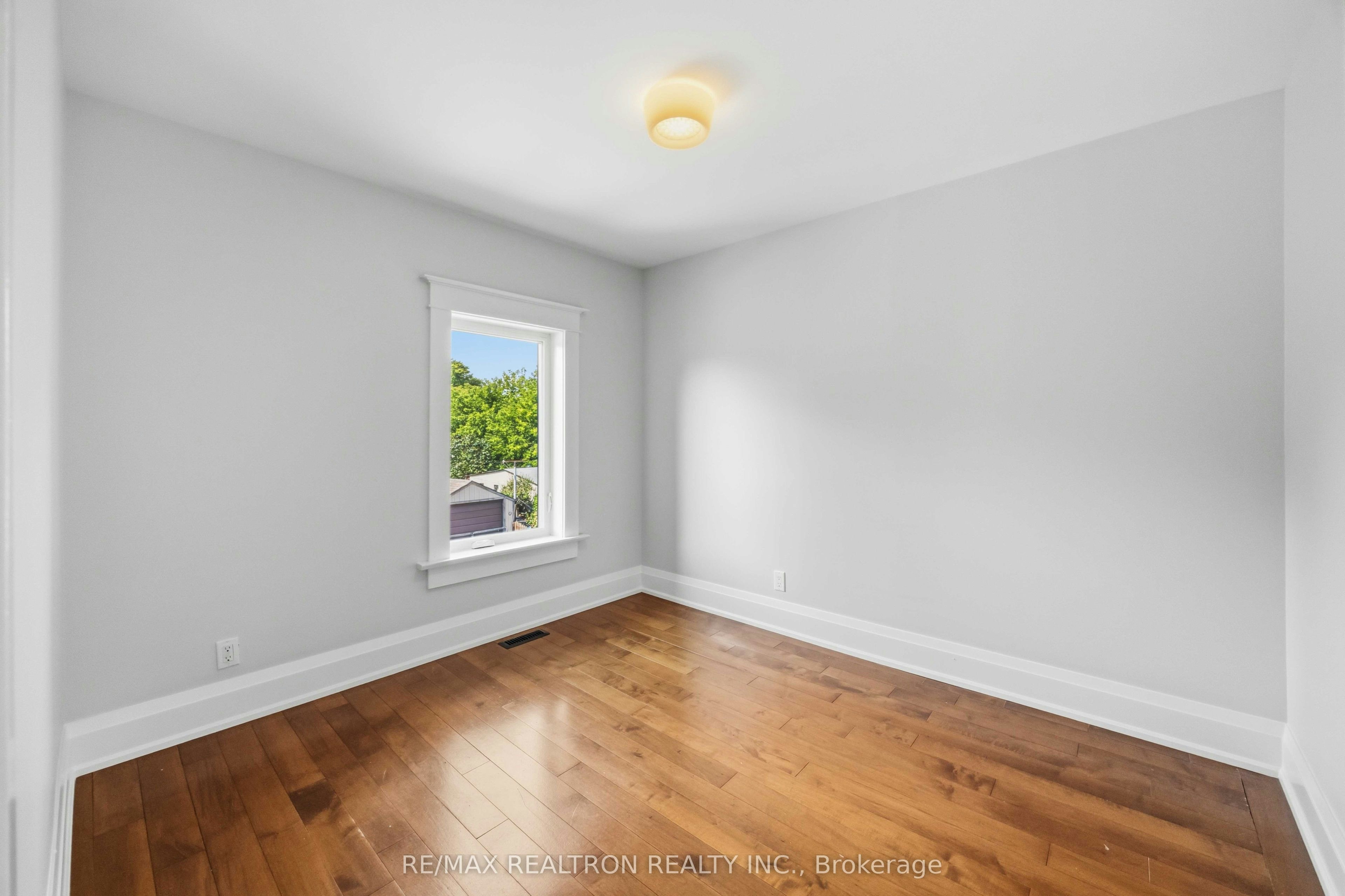 640 Runnymede Road, Toronto, ON, M6S 3A2 - 18