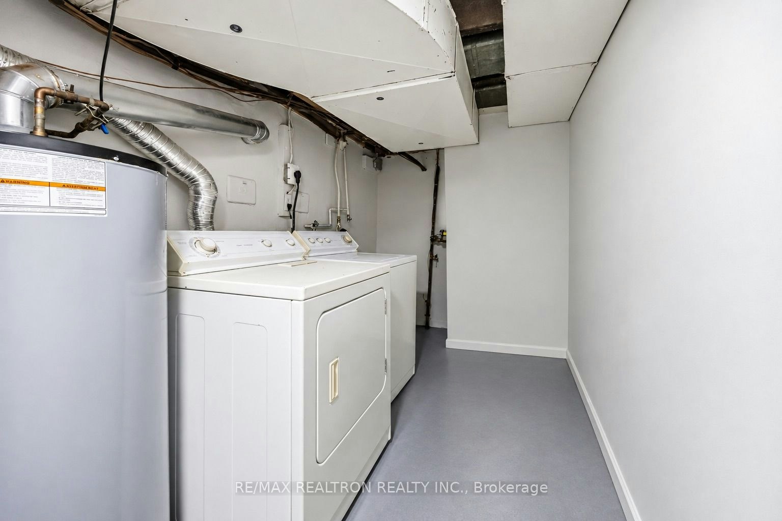 640 Runnymede Road, Toronto, ON, M6S 3A2 - 26