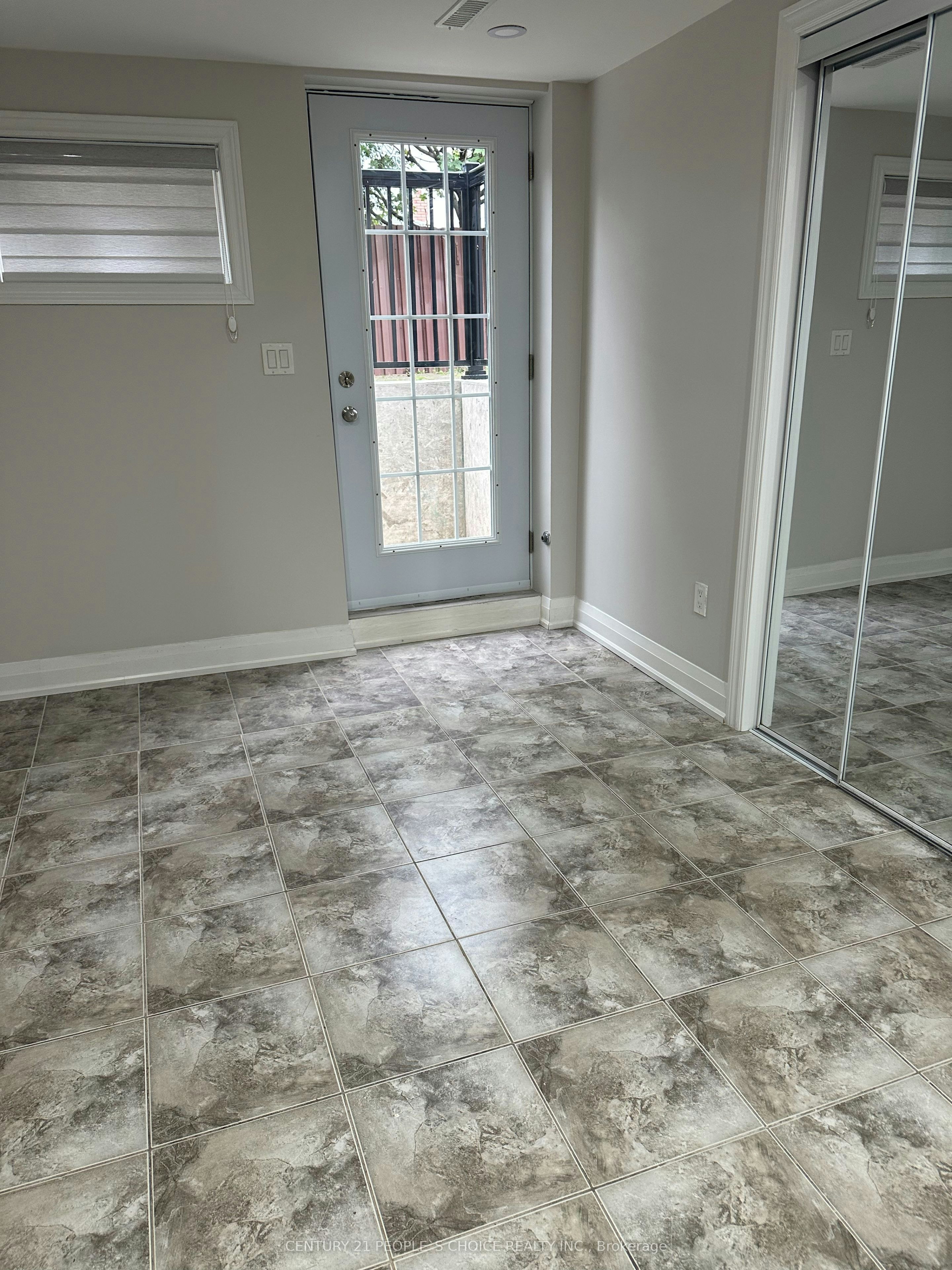 Lower-72 Cathcart Crescent, Brampton, ON, L6T 2A5