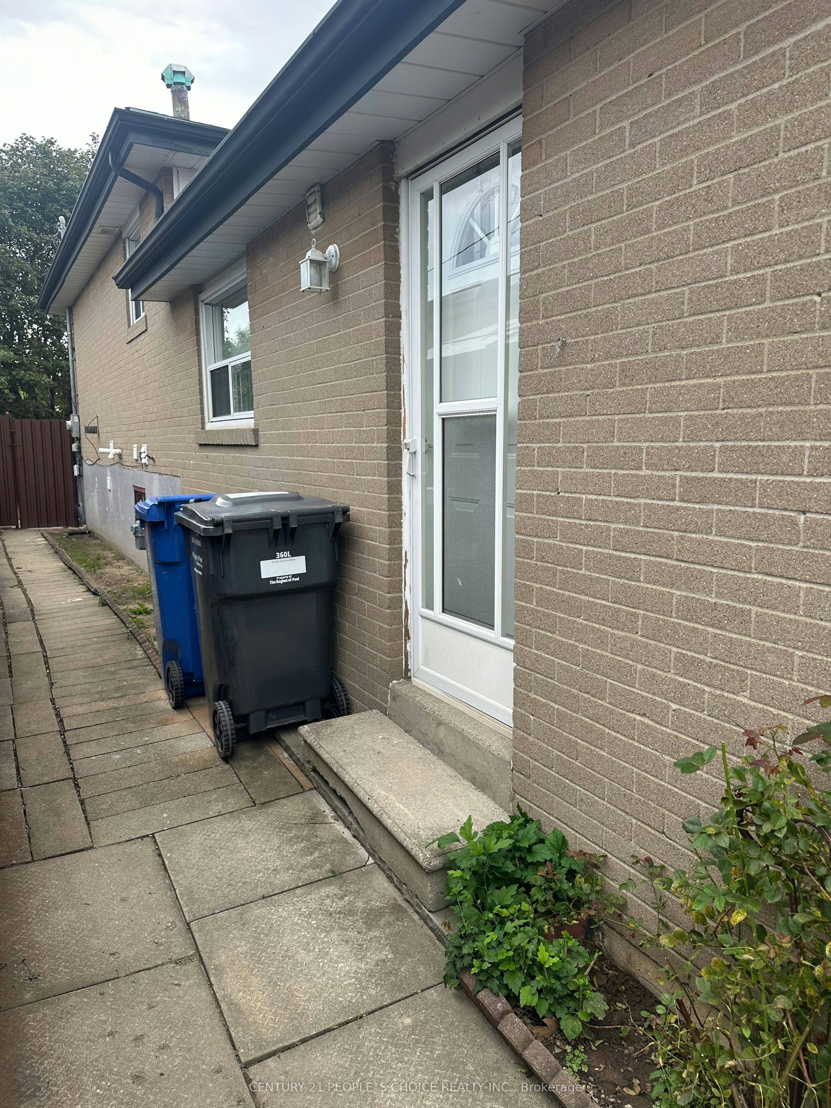 Upper-72 Cathcart Crescent, Brampton, ON, L6T 2A5 - 9
